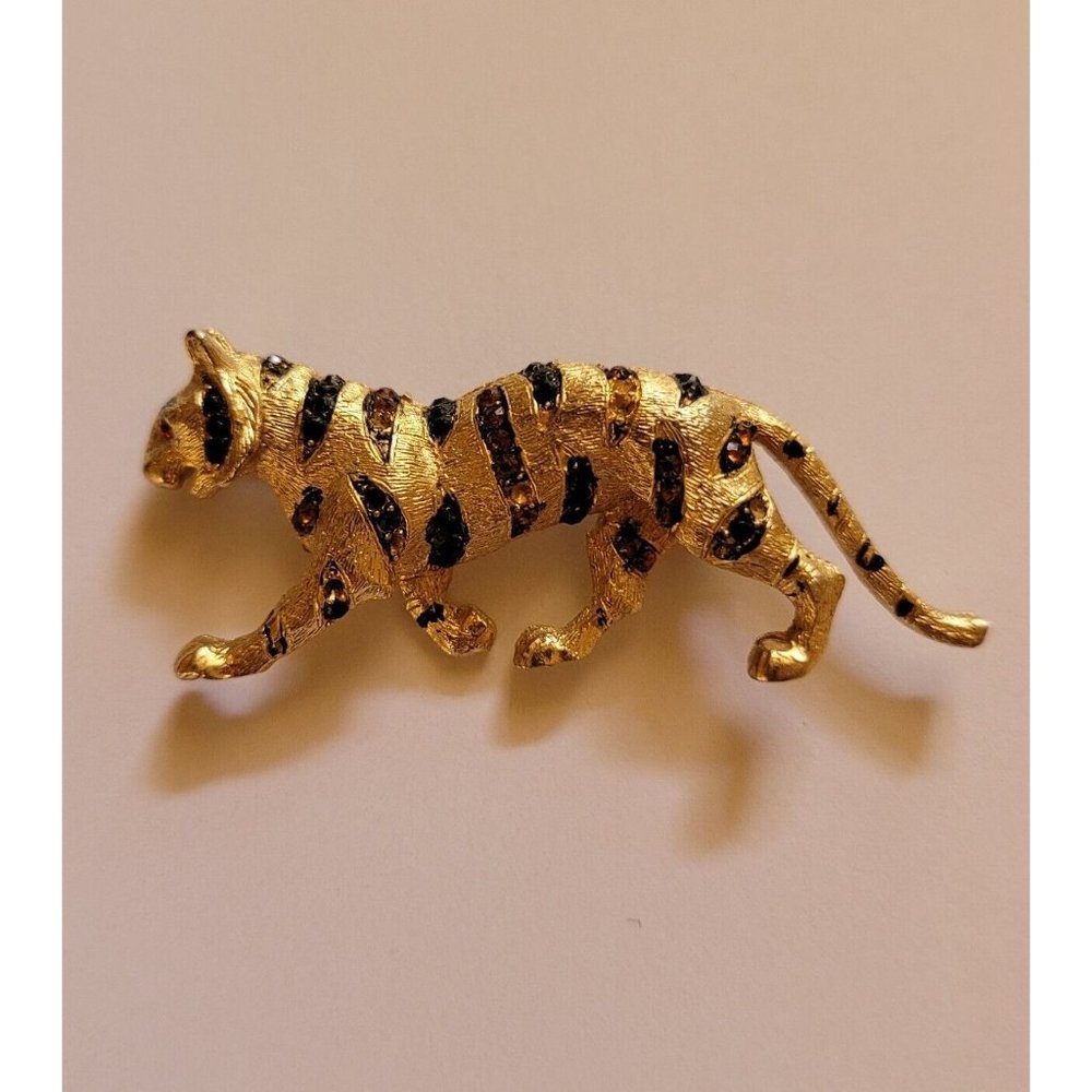 Vintage Rhinestone Tiger Brooch Capri *missing some stones 2.25" Goldtone Pin